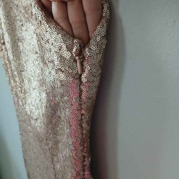 Lulus Chic Celebration Dress Size XS Gold Sequin Long Cowl Back Maxi Lined Zip - Picture 9 of 16